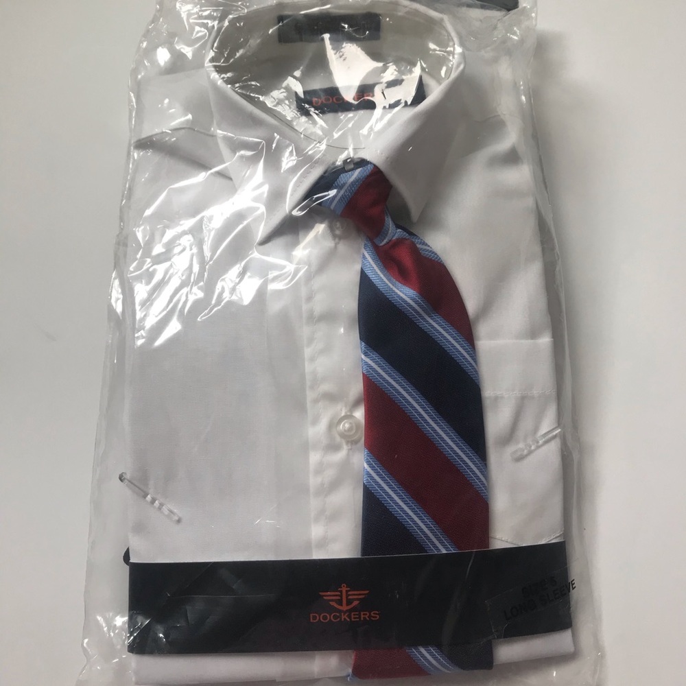 BRAND NEW dockers dress shirt sz 5